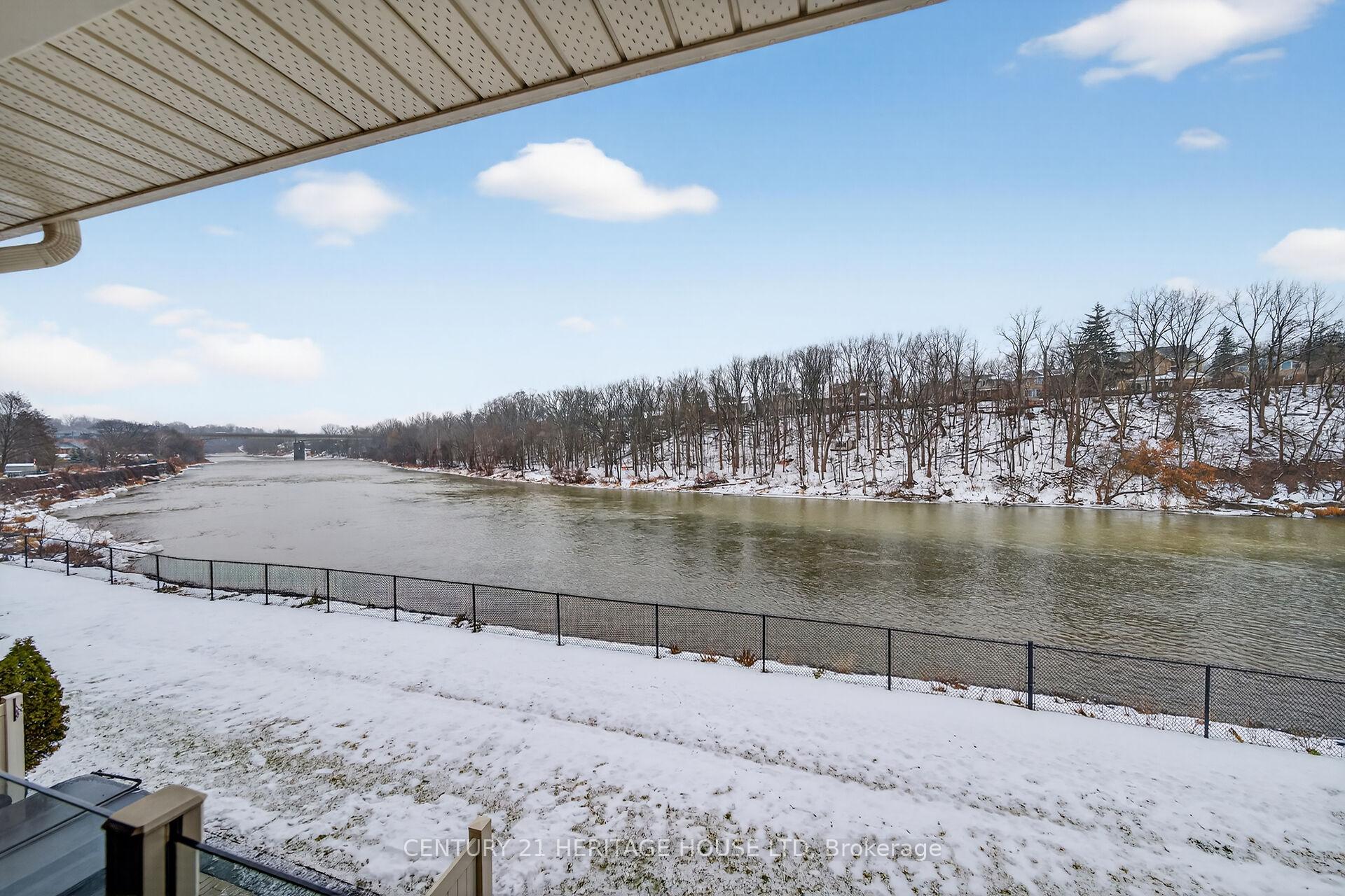 Photo 38 of Unit 7, 80 Willow Street, Brant, Paris — HOMEH