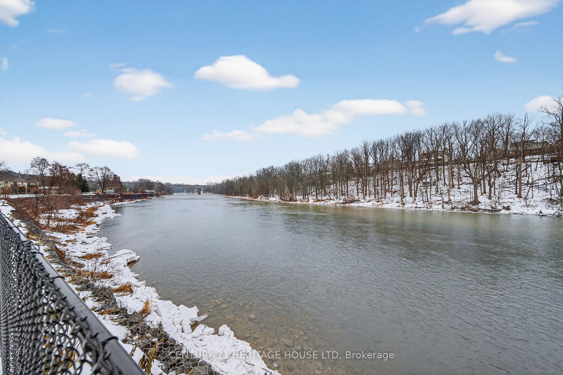 Photo 27 of Unit 7, 80 Willow Street, Brant, Paris — HOMEH
