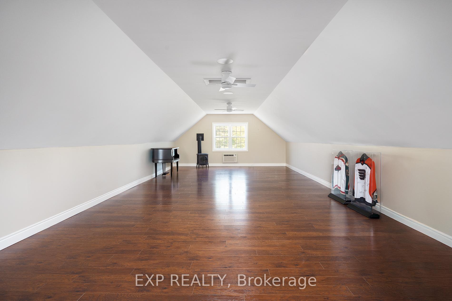 Photo 28 of 1309 Queens Bush Road, Wellesley — HOMEH