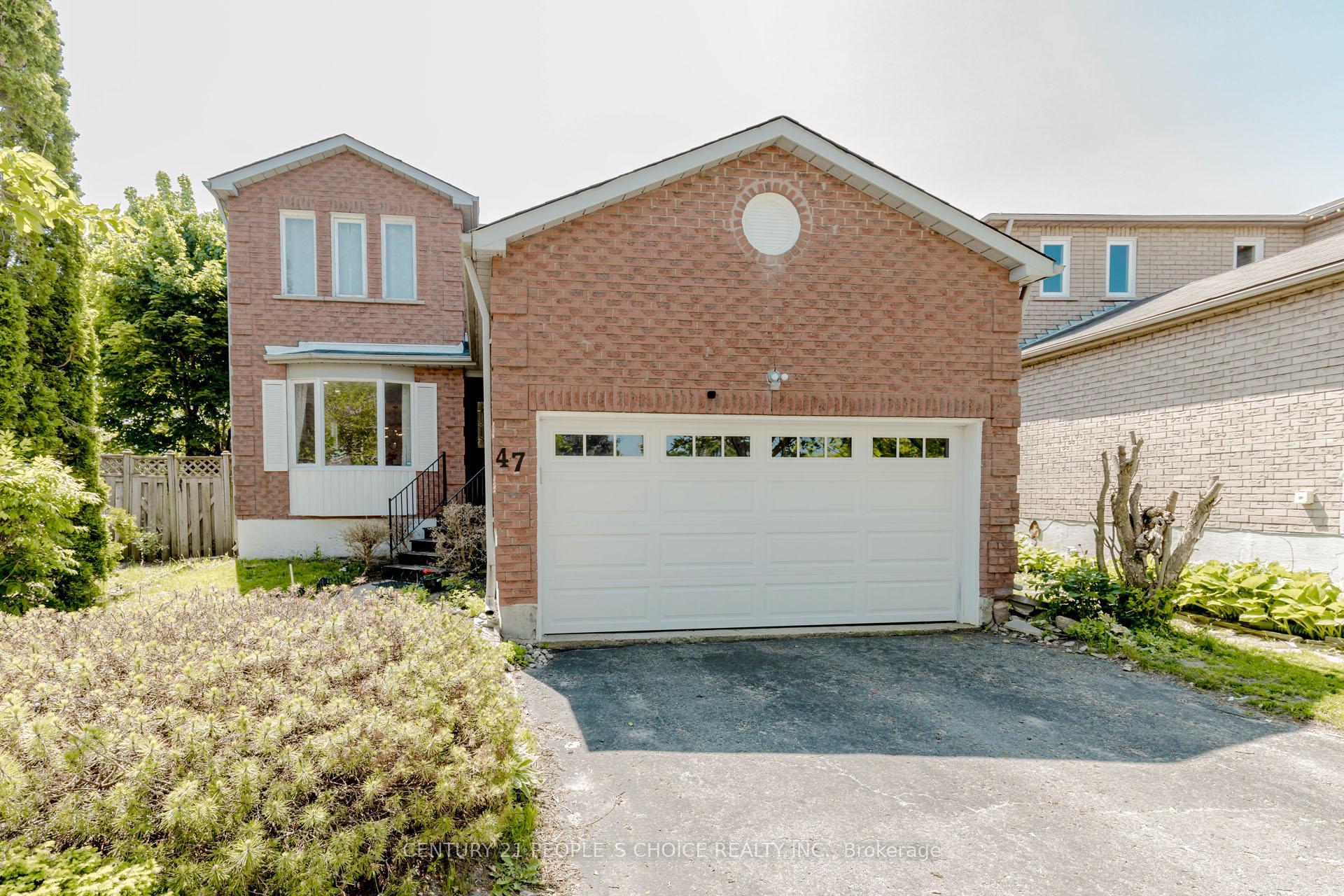 Photo 1 of 47 Blair Crescent, Barrie, Grove East — HOMEH