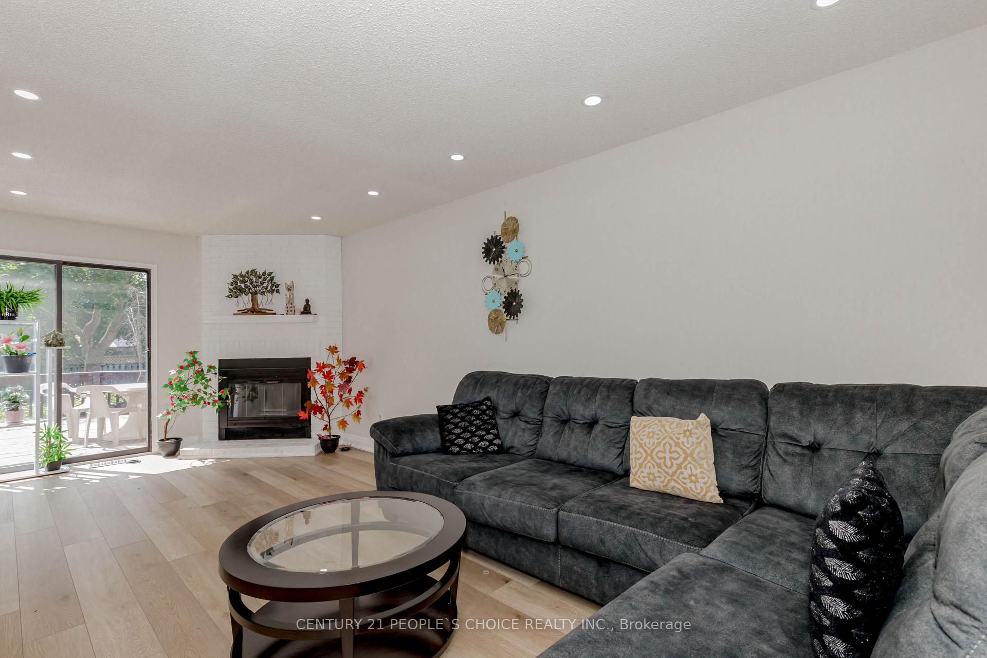 Photo 42 of 47 Blair Crescent, Barrie, Grove East — HOMEH
