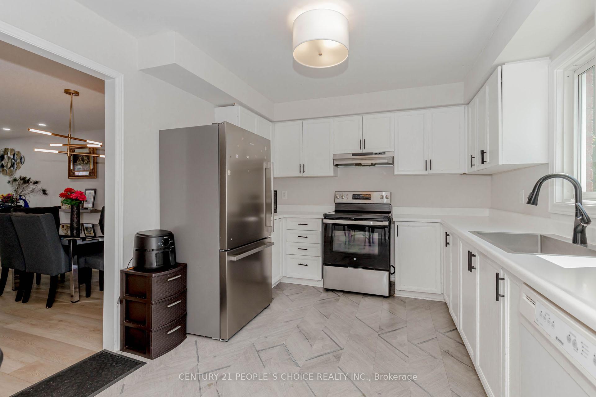 Photo 36 of 47 Blair Crescent, Barrie, Grove East — HOMEH