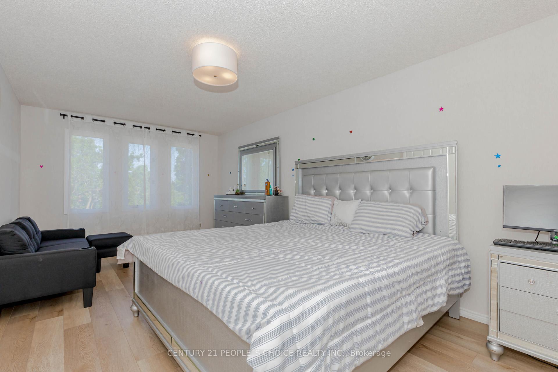 Photo 22 of 47 Blair Crescent, Barrie, Grove East — HOMEH