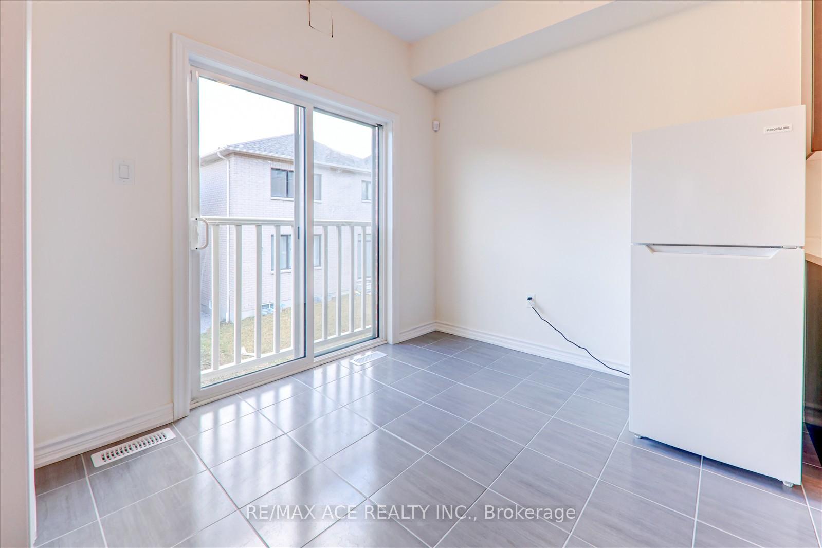 Photo 5 of 1153 Azalea Avenue, Pickering, Rural Pickering — HOMEH