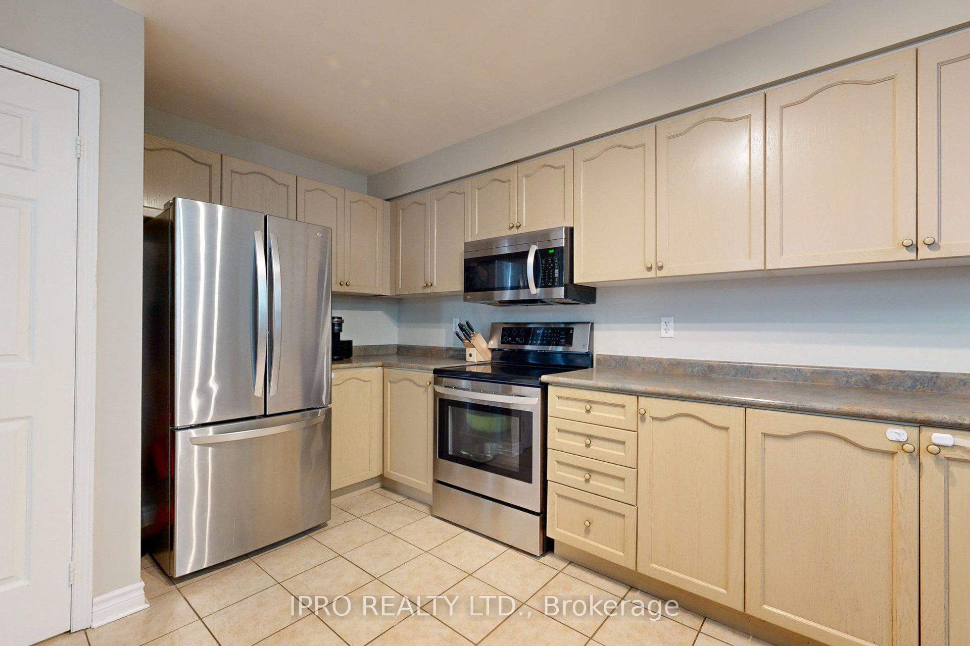 Photo 17 of 261 Stanley Street, Barrie, East Bayfield — HOMEH