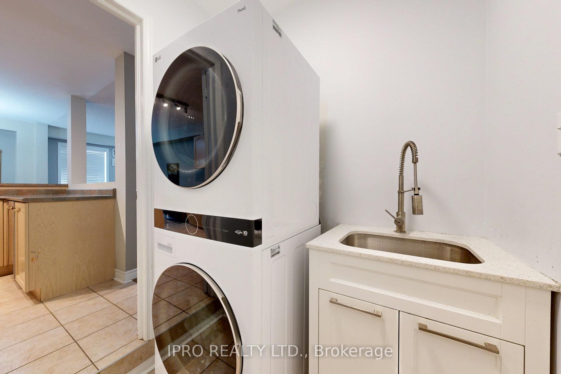 Photo 9 of 261 Stanley Street, Barrie, East Bayfield — HOMEH