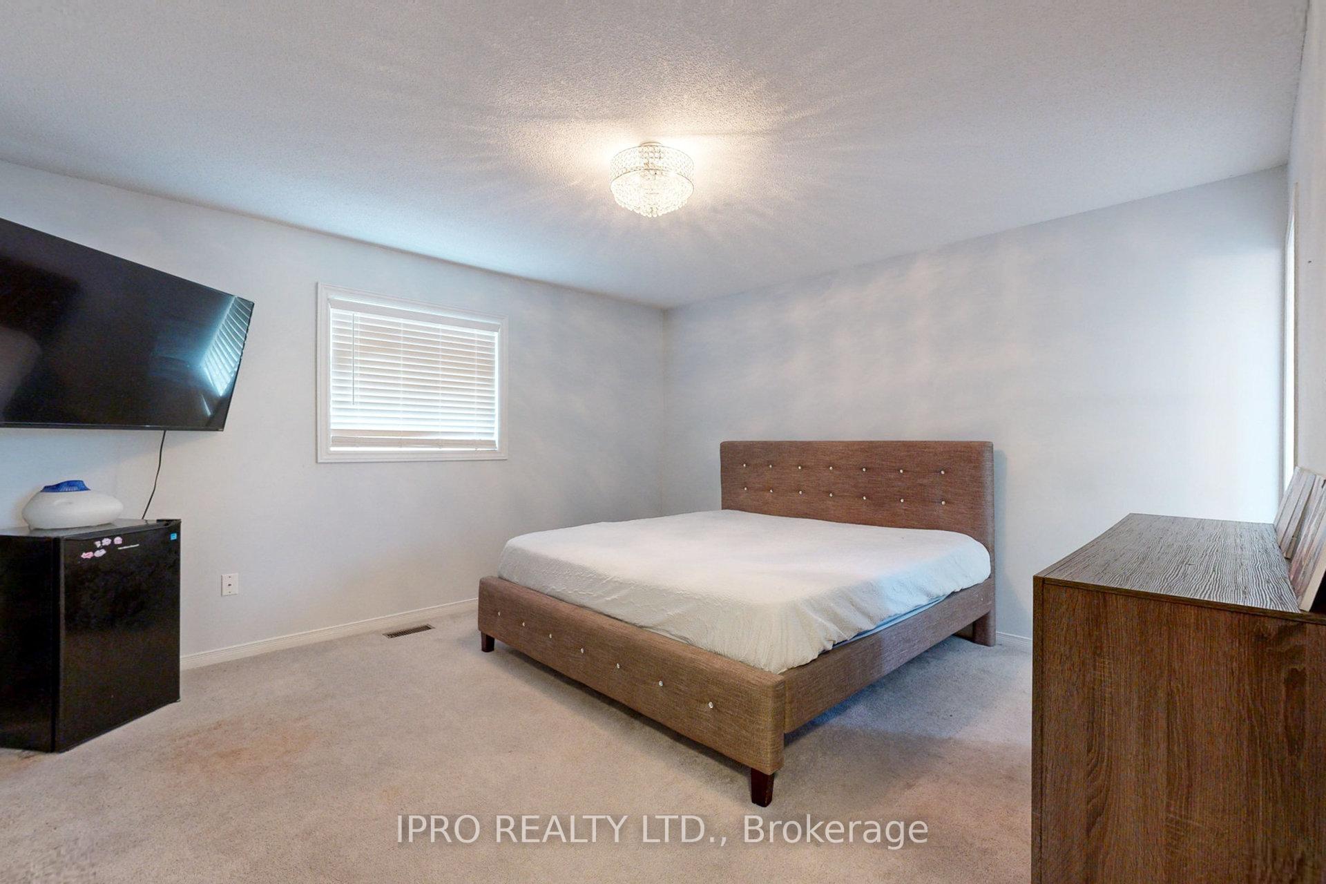 Photo 20 of 261 Stanley Street, Barrie, East Bayfield — HOMEH