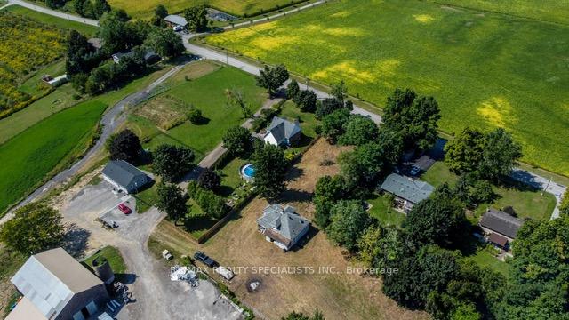 Photo 7 of 122 8th Concession Road E, Hamilton, Freelton — HOMEH