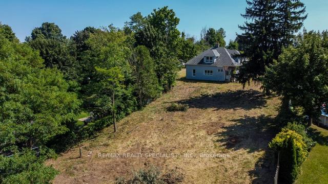 Photo 10 of 122 8th Concession Road E, Hamilton, Freelton — HOMEH