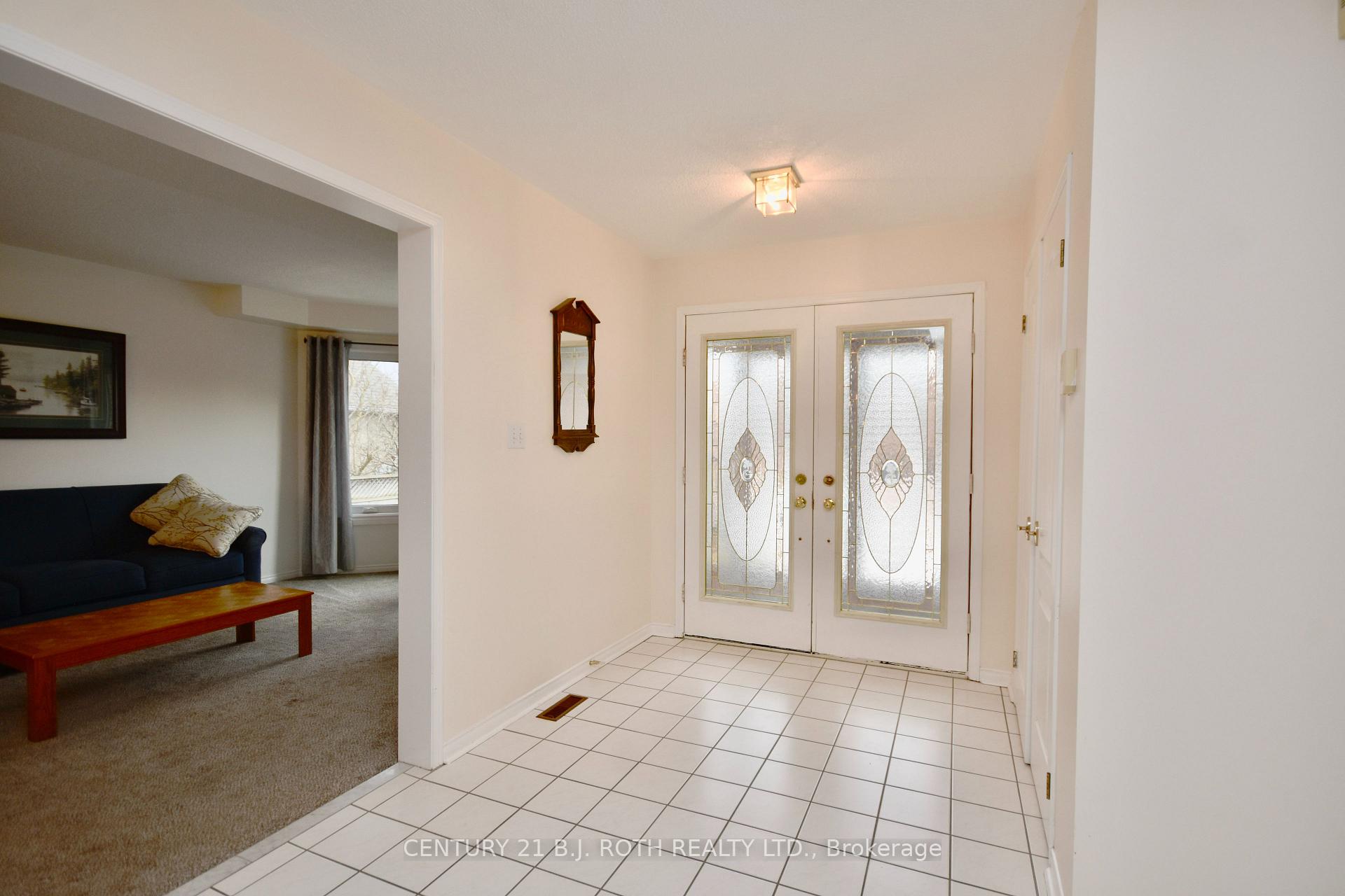 Photo 5 of 3 Stroud Place, Barrie, Ardagh — HOMEH