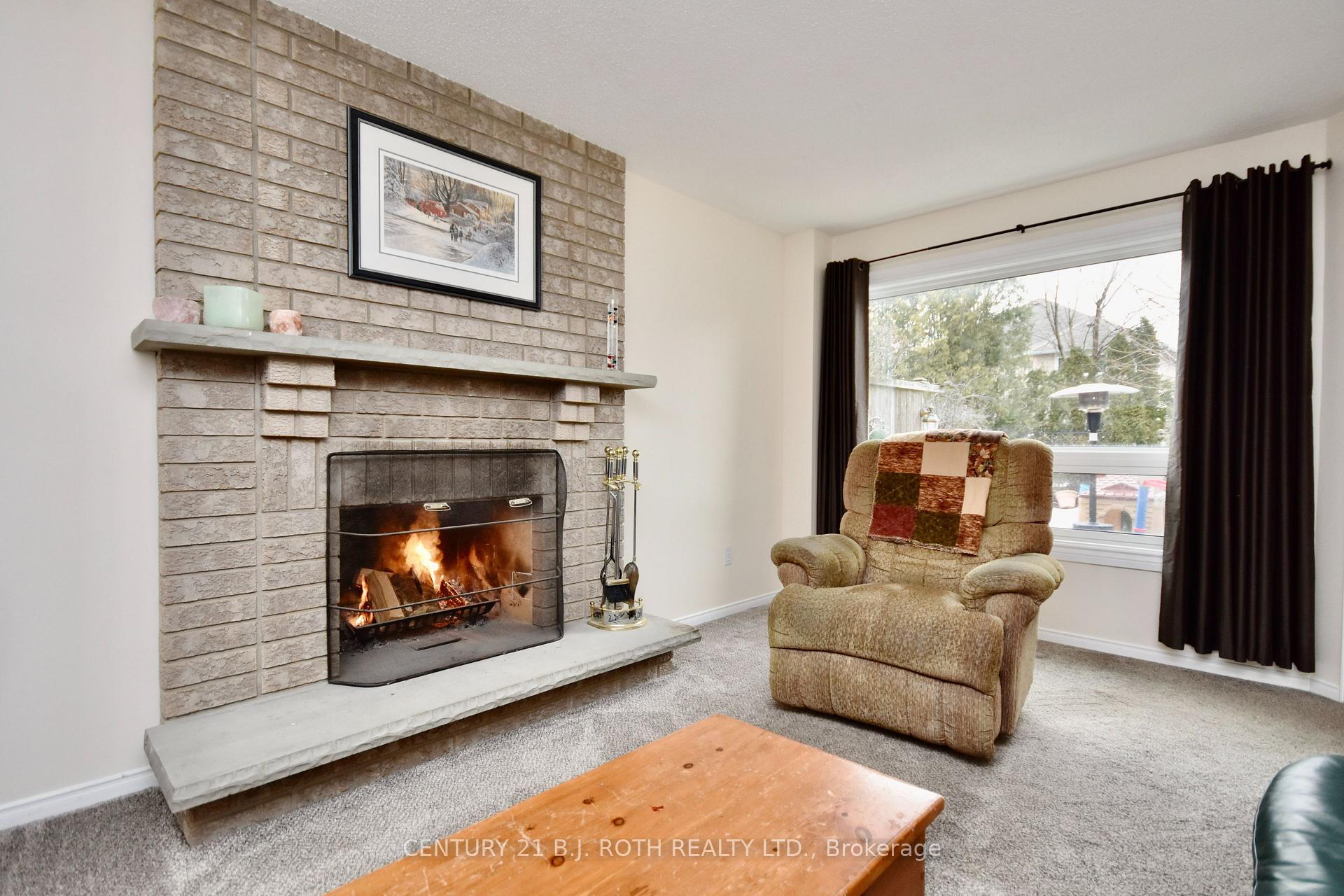 Photo 10 of 3 Stroud Place, Barrie, Ardagh — HOMEH