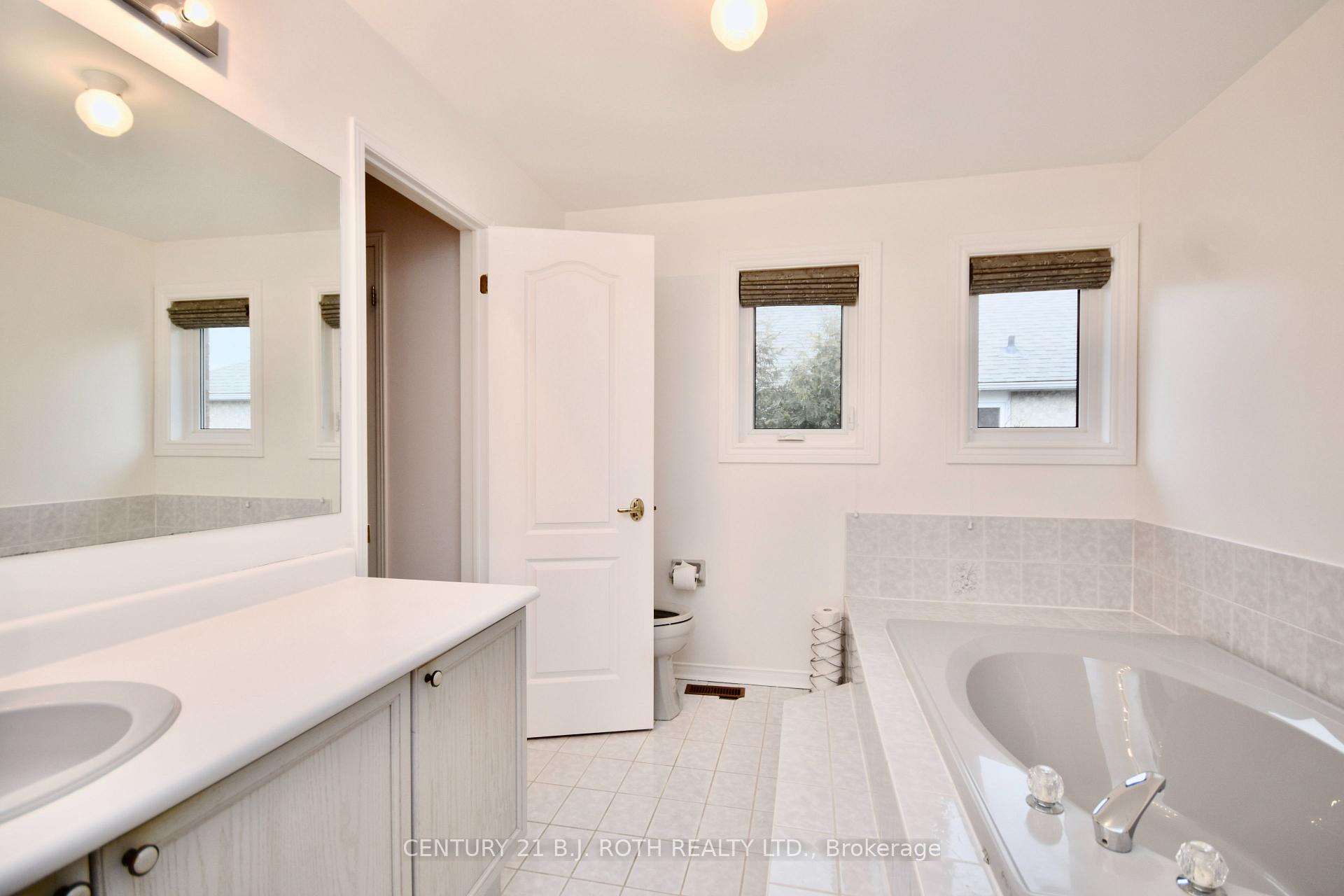 Photo 18 of 3 Stroud Place, Barrie, Ardagh — HOMEH