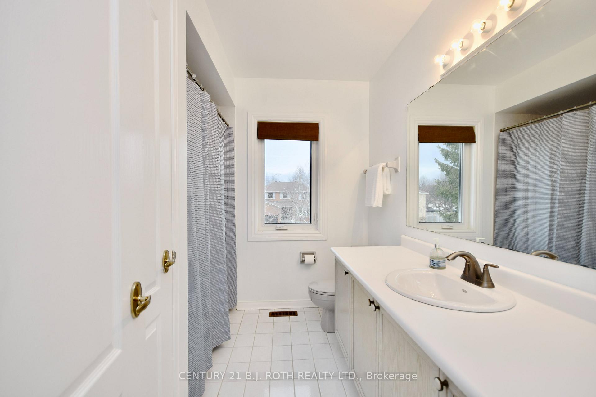 Photo 13 of 3 Stroud Place, Barrie, Ardagh — HOMEH