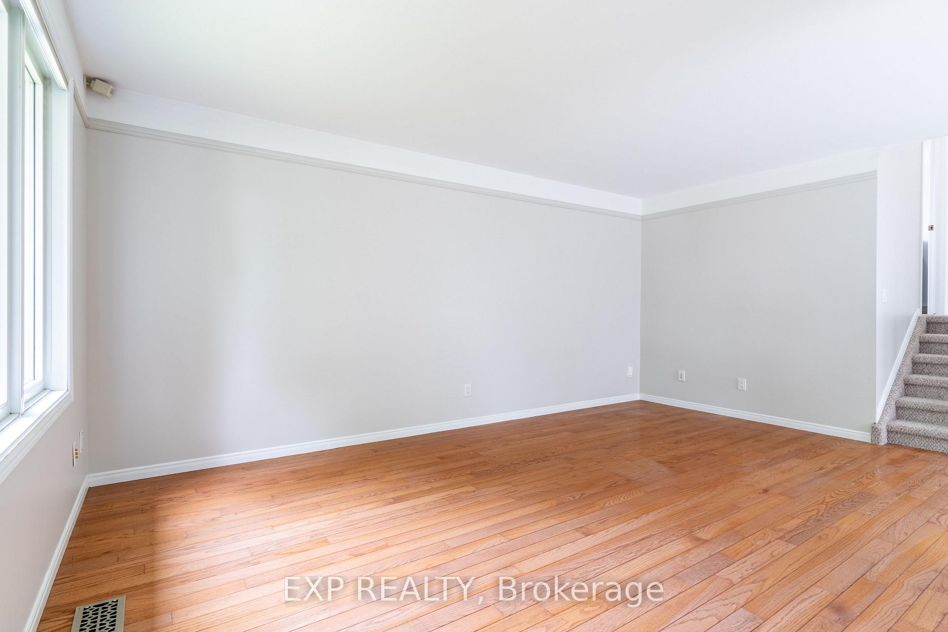 Photo 3 of 1657 Blairwood Crescent, Windsor — HOMEH