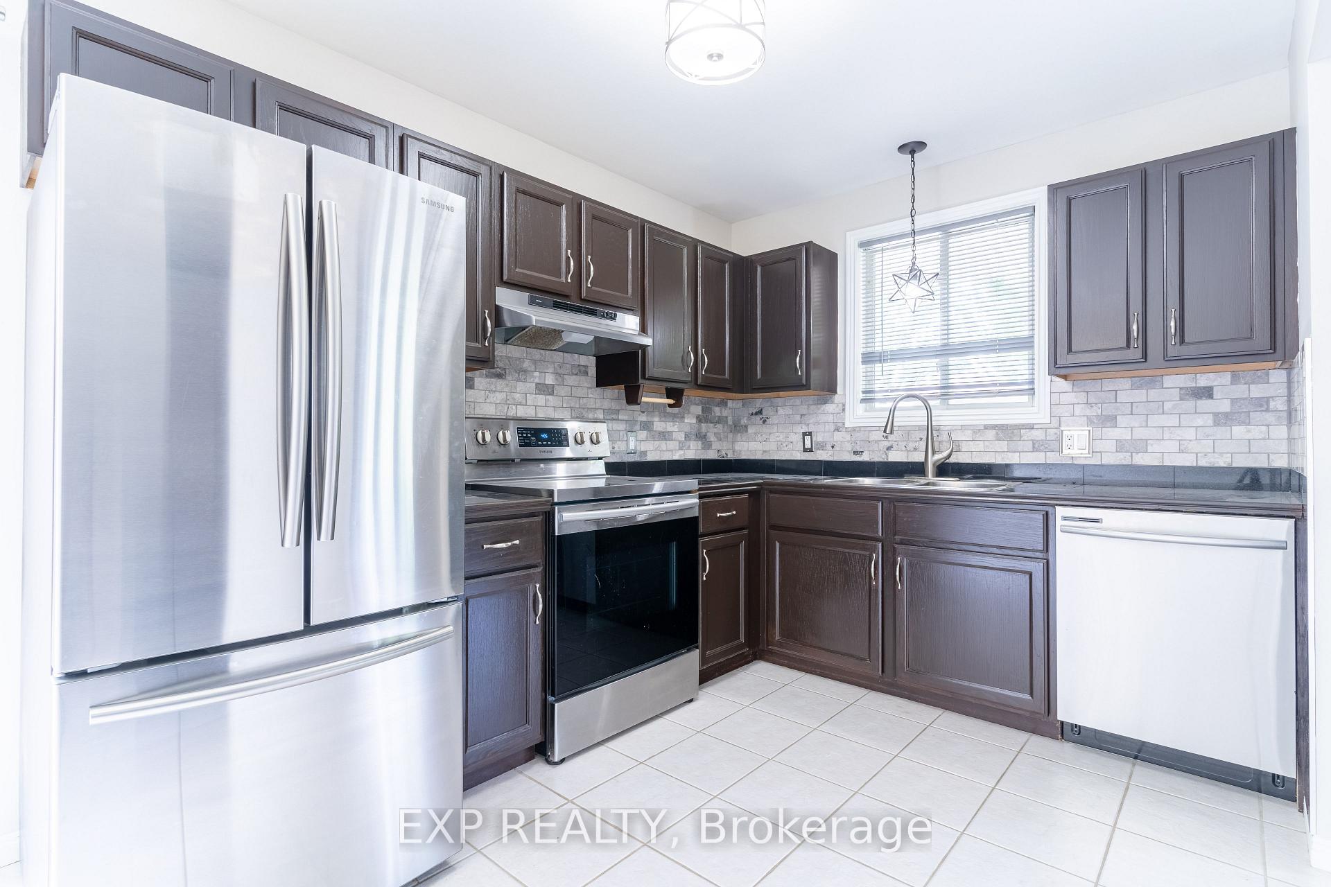 Photo 17 of 1657 Blairwood Crescent, Windsor — HOMEH