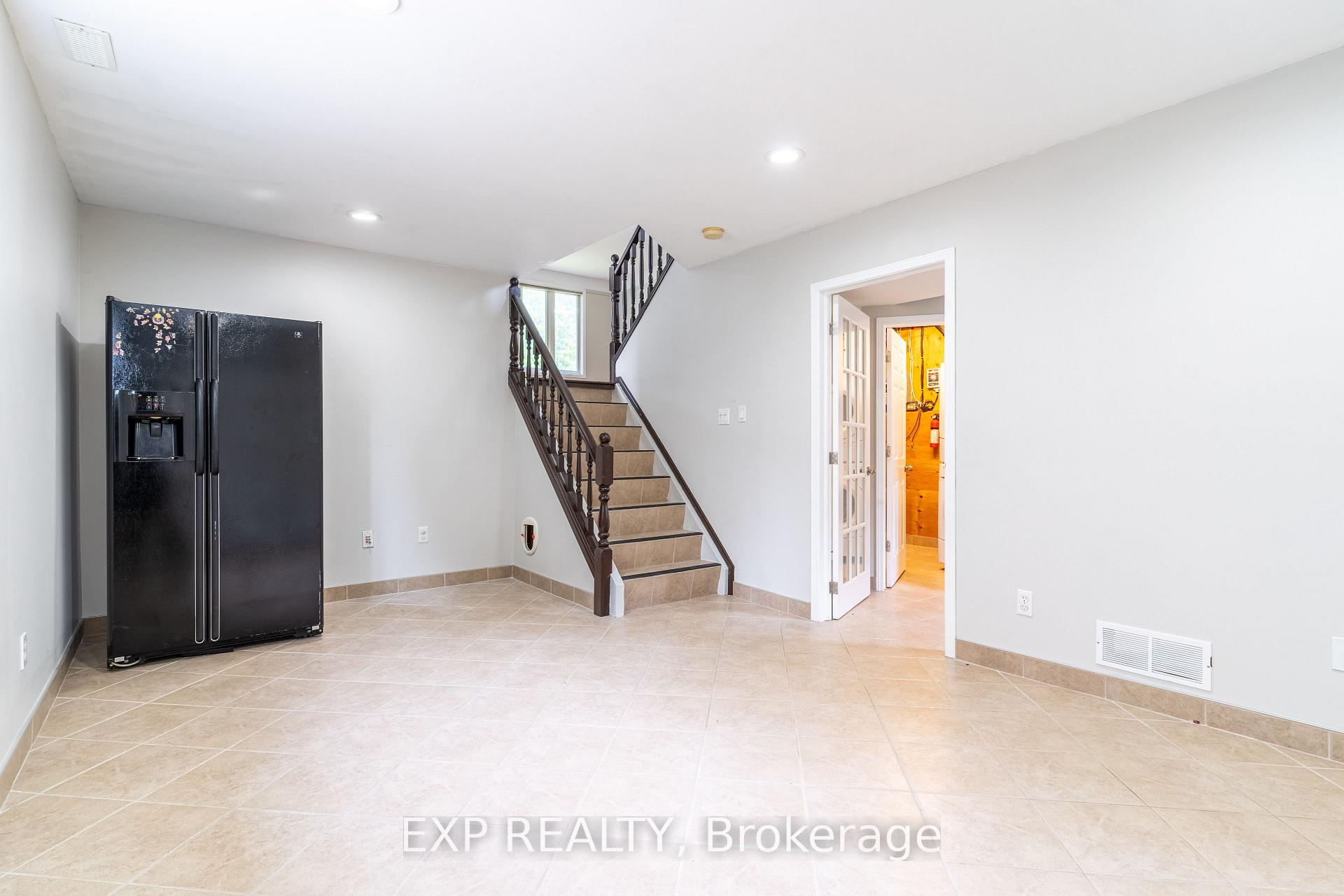 Photo 15 of 1657 Blairwood Crescent, Windsor — HOMEH