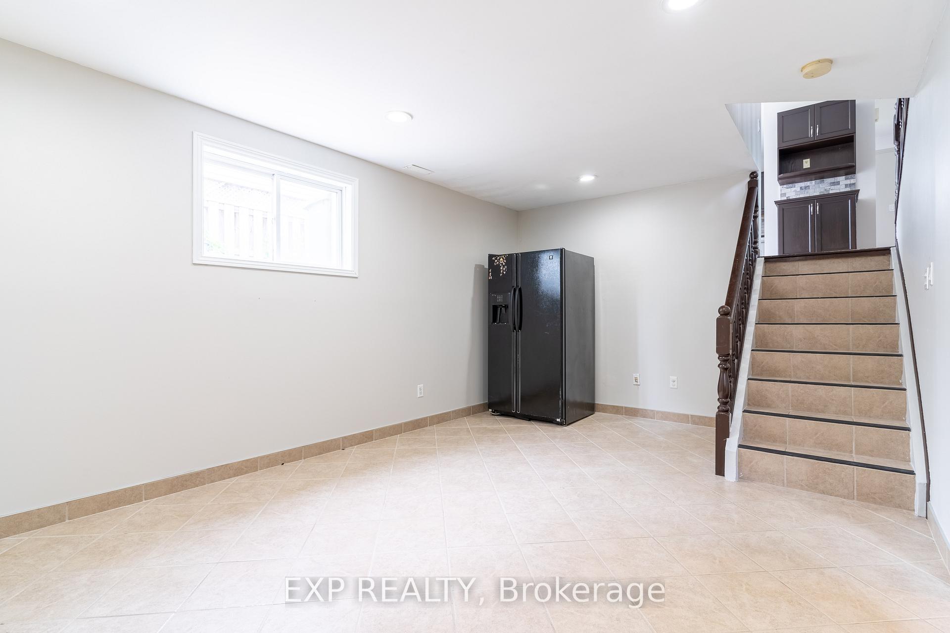 Photo 13 of 1657 Blairwood Crescent, Windsor — HOMEH