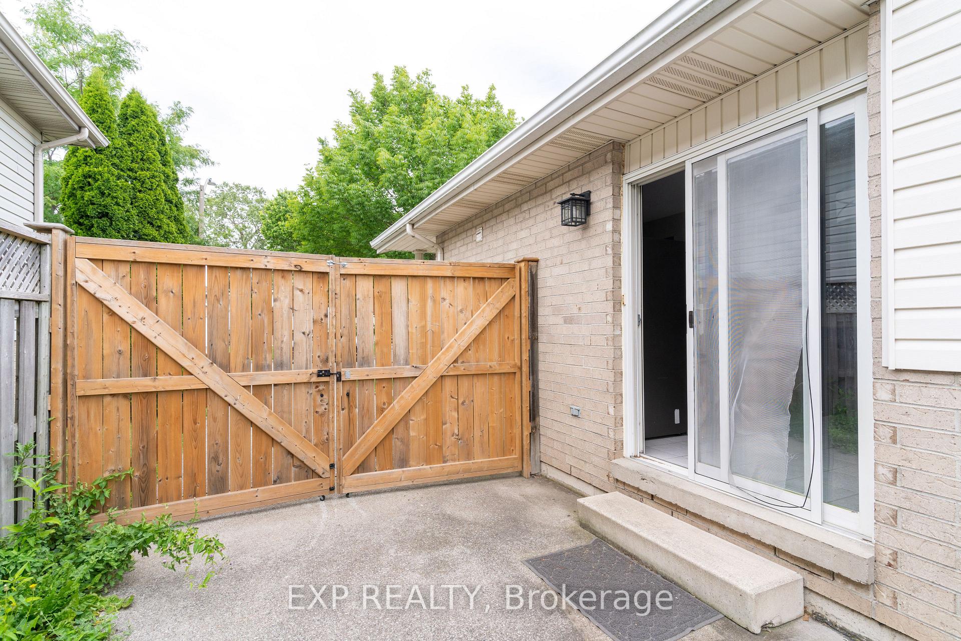 Photo 20 of 1657 Blairwood Crescent, Windsor — HOMEH