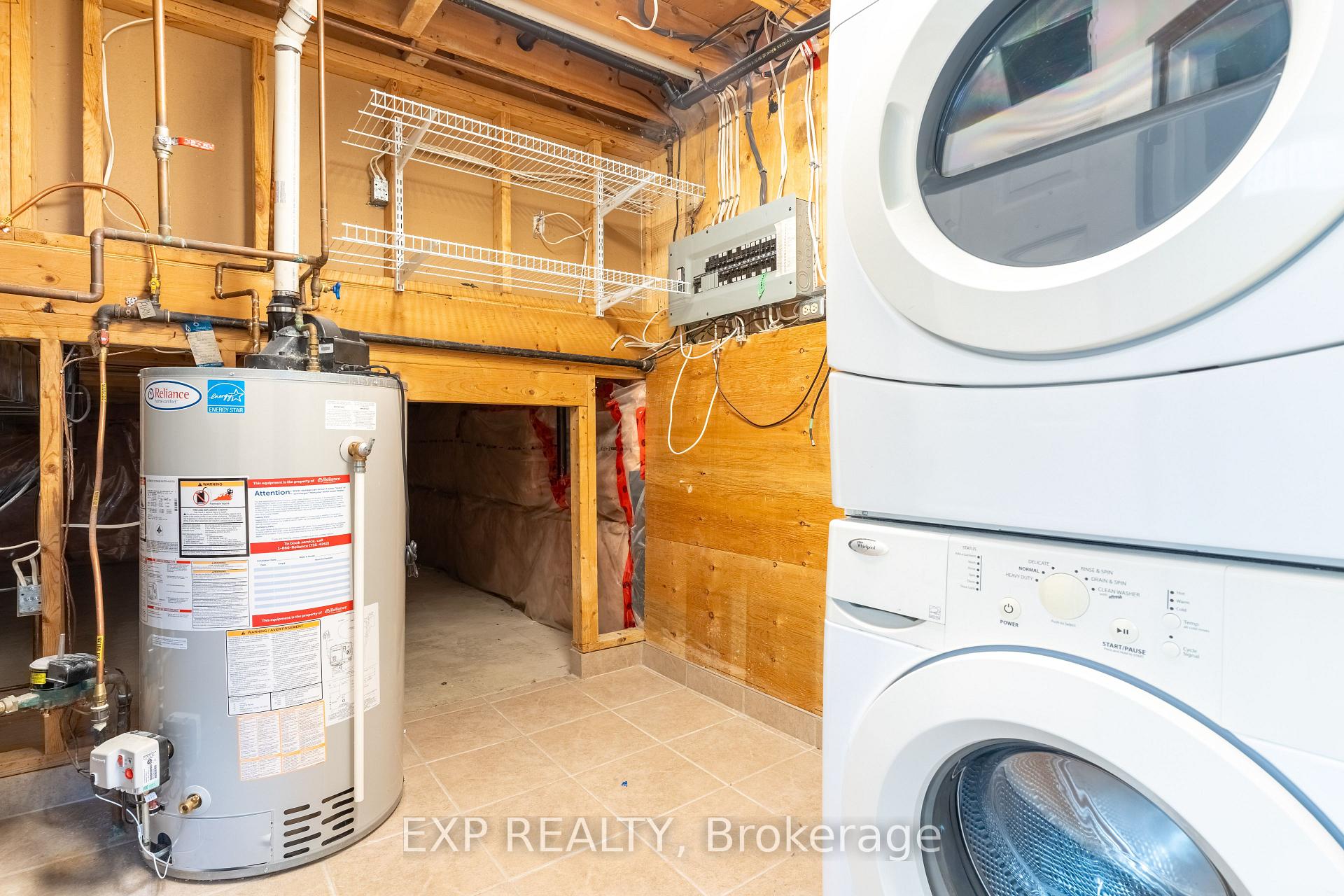 Photo 32 of 1657 Blairwood Crescent, Windsor — HOMEH