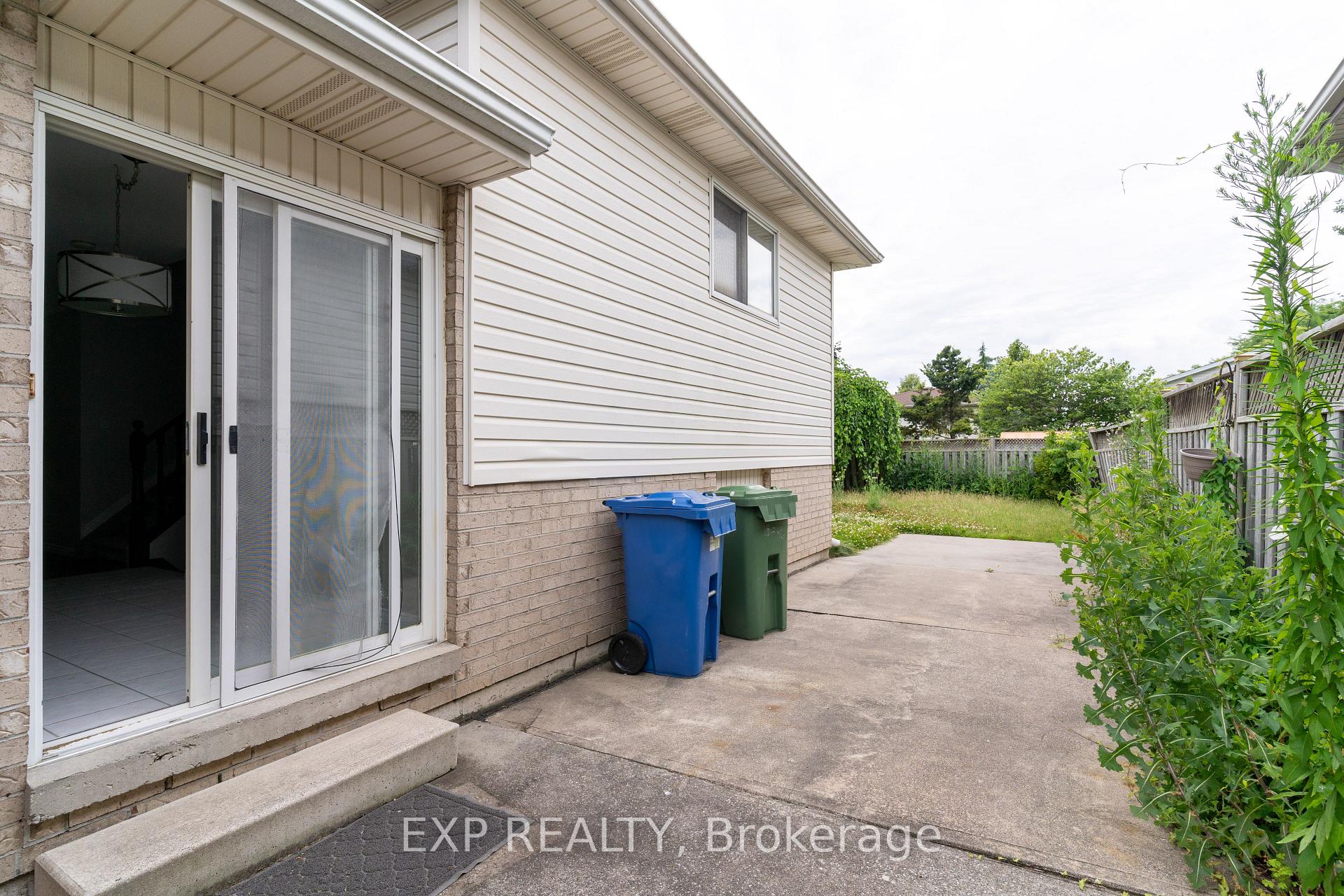 Photo 31 of 1657 Blairwood Crescent, Windsor — HOMEH