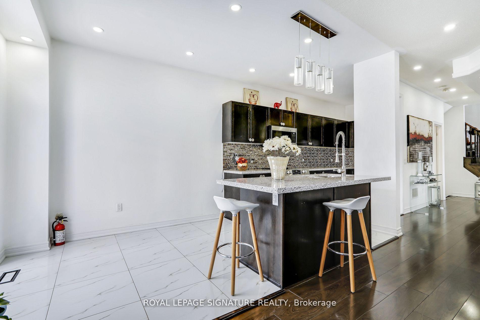 Photo 9 of 340 Col Phillips Drive, Shelburne — HOMEH