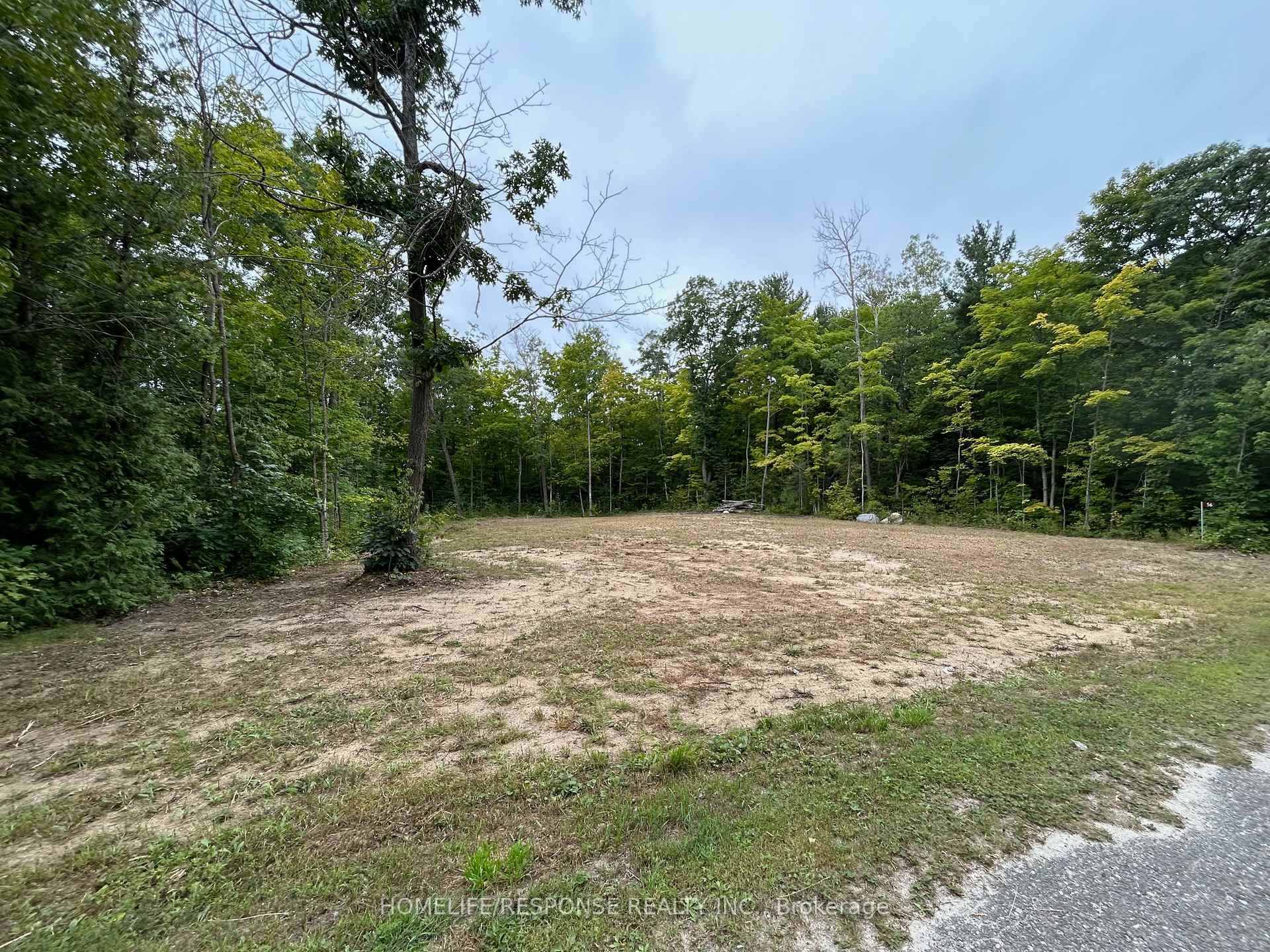 Photo 1 of 56 Poplar Drive, Tiny, Lafontaine — HOMEH