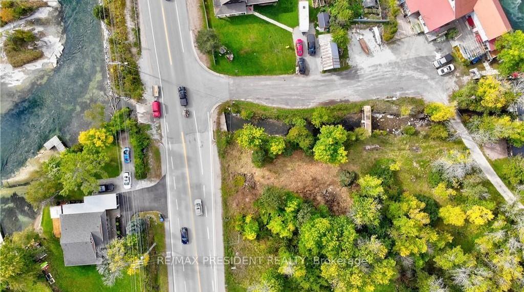 Photo 4 of 8225 County Road 169, Severn, Washago — HOMEH