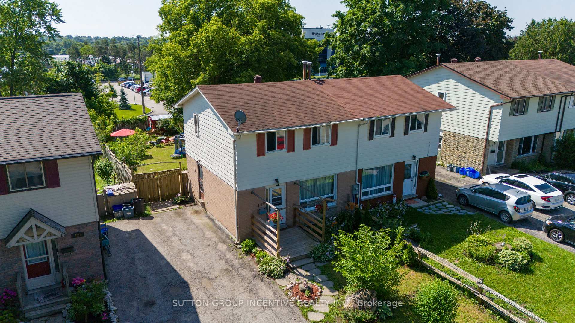 Photo 5 of 119 Daphne Crescent, Barrie, Cundles East — HOMEH