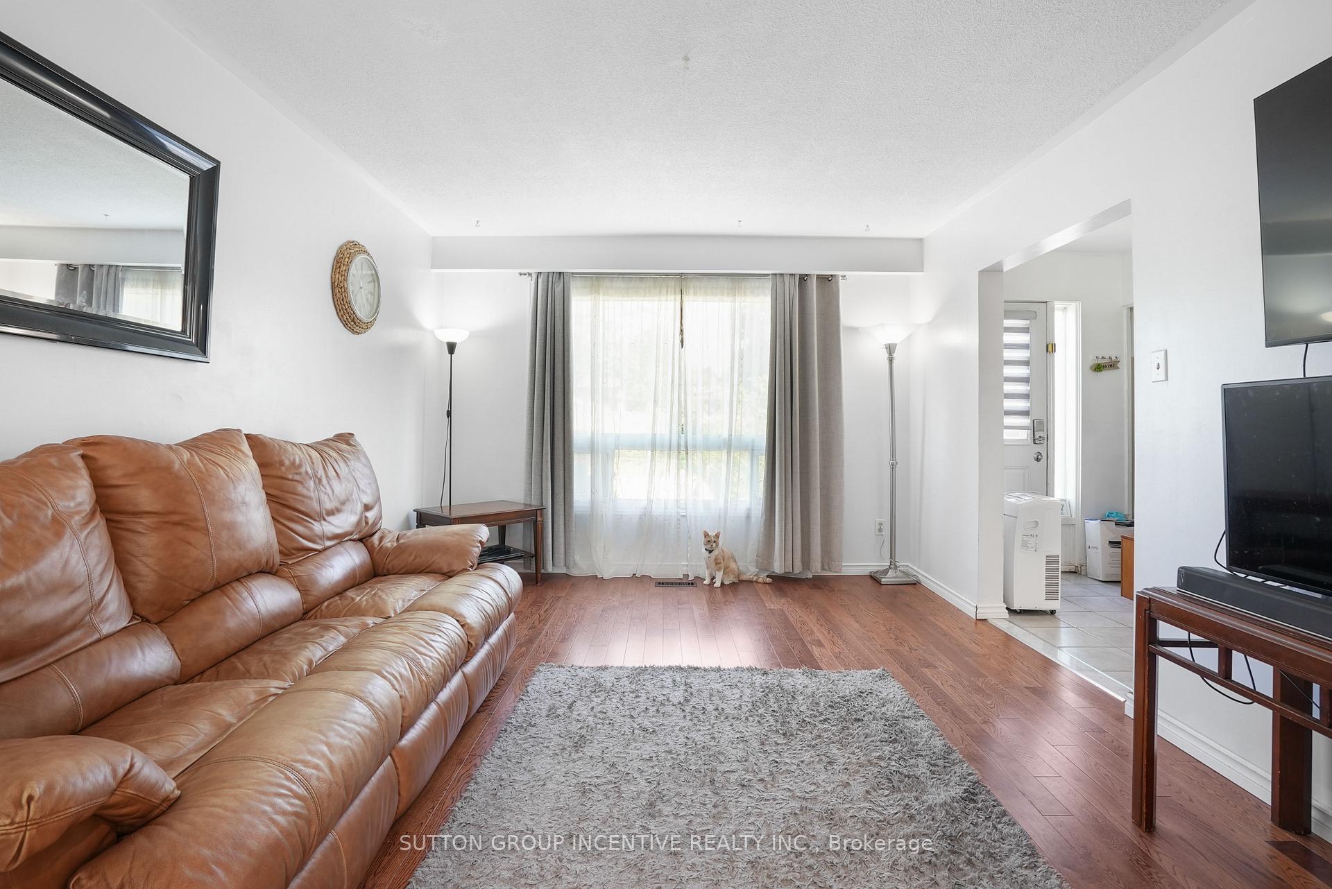 Photo 8 of 119 Daphne Crescent, Barrie, Cundles East — HOMEH