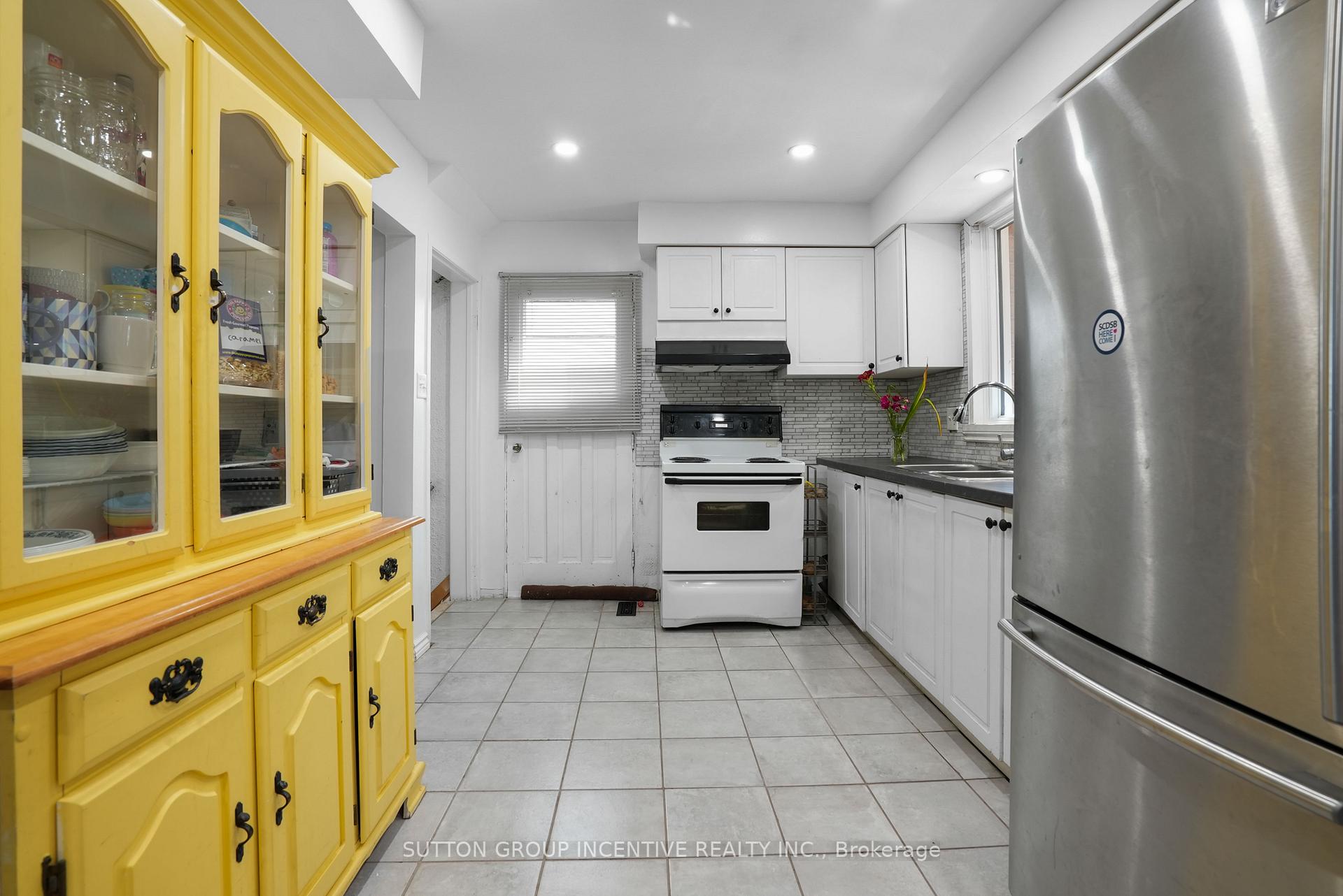 Photo 10 of 119 Daphne Crescent, Barrie, Cundles East — HOMEH