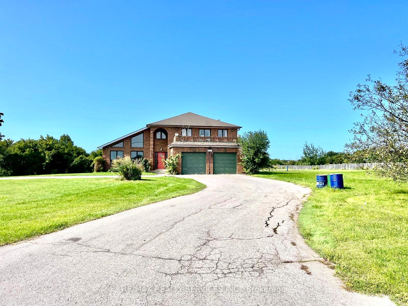 Photo 3 of 9624 Goreway Drive W, Brampton, Goreway Drive Corridor — HOMEH