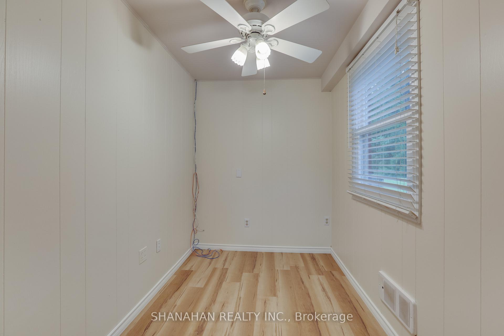 Photo 20 of 7125 Egremont Road, Warwick, Watford — HOMEH