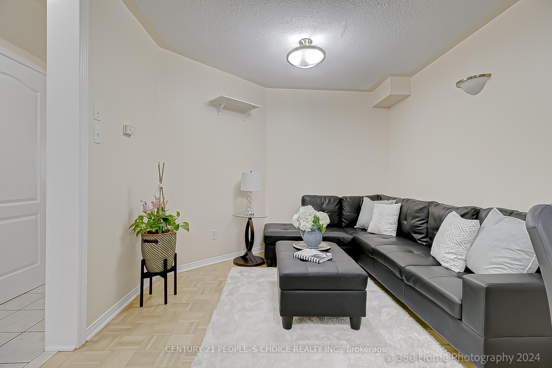 Photo 9 of 289 Wildgrass Road, Mississauga, Cooksville — HOMEH