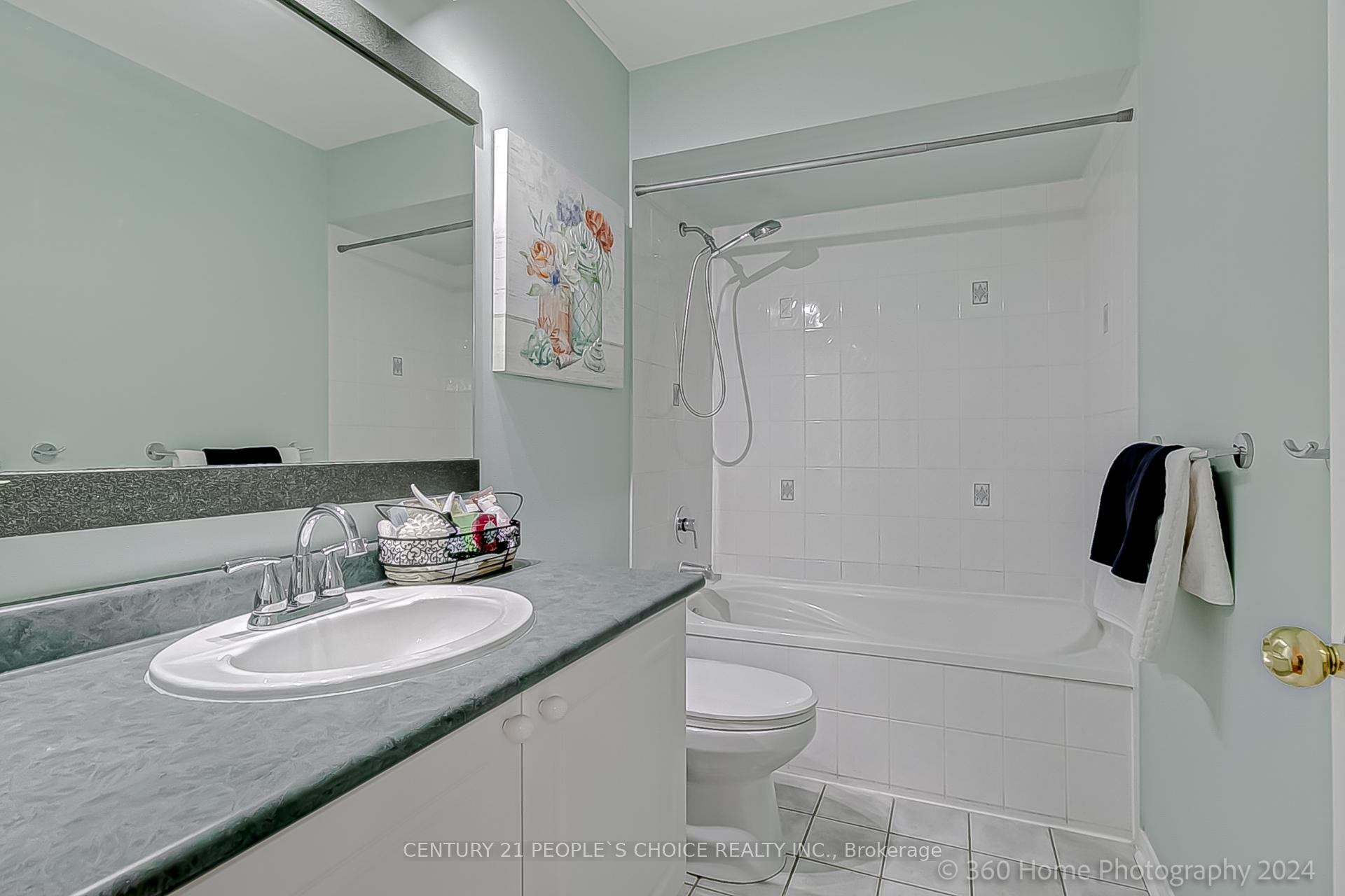 Photo 15 of 289 Wildgrass Road, Mississauga, Cooksville — HOMEH