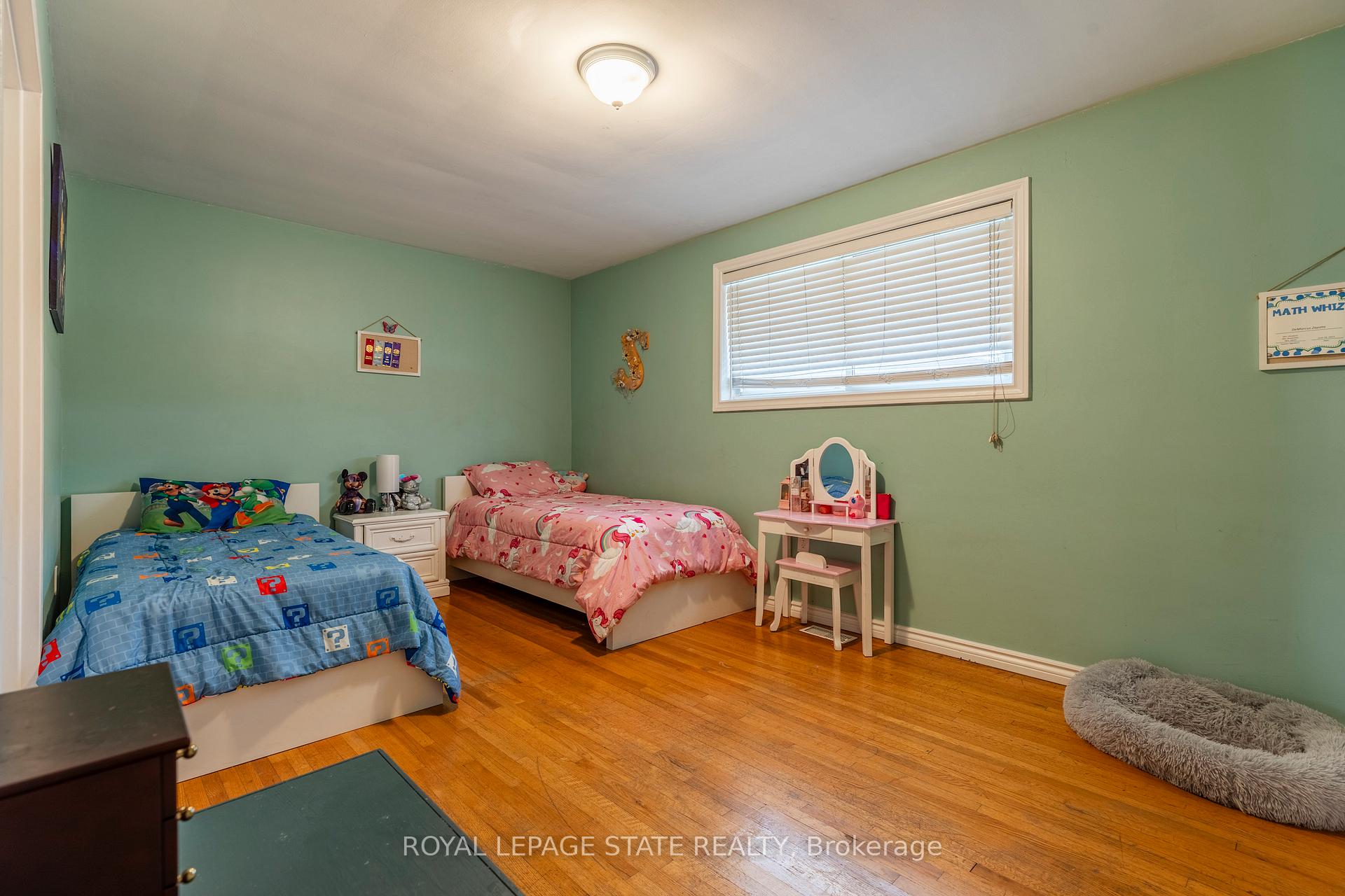 Photo 11 of 299 Carson Drive, Hamilton, Lisgar — HOMEH