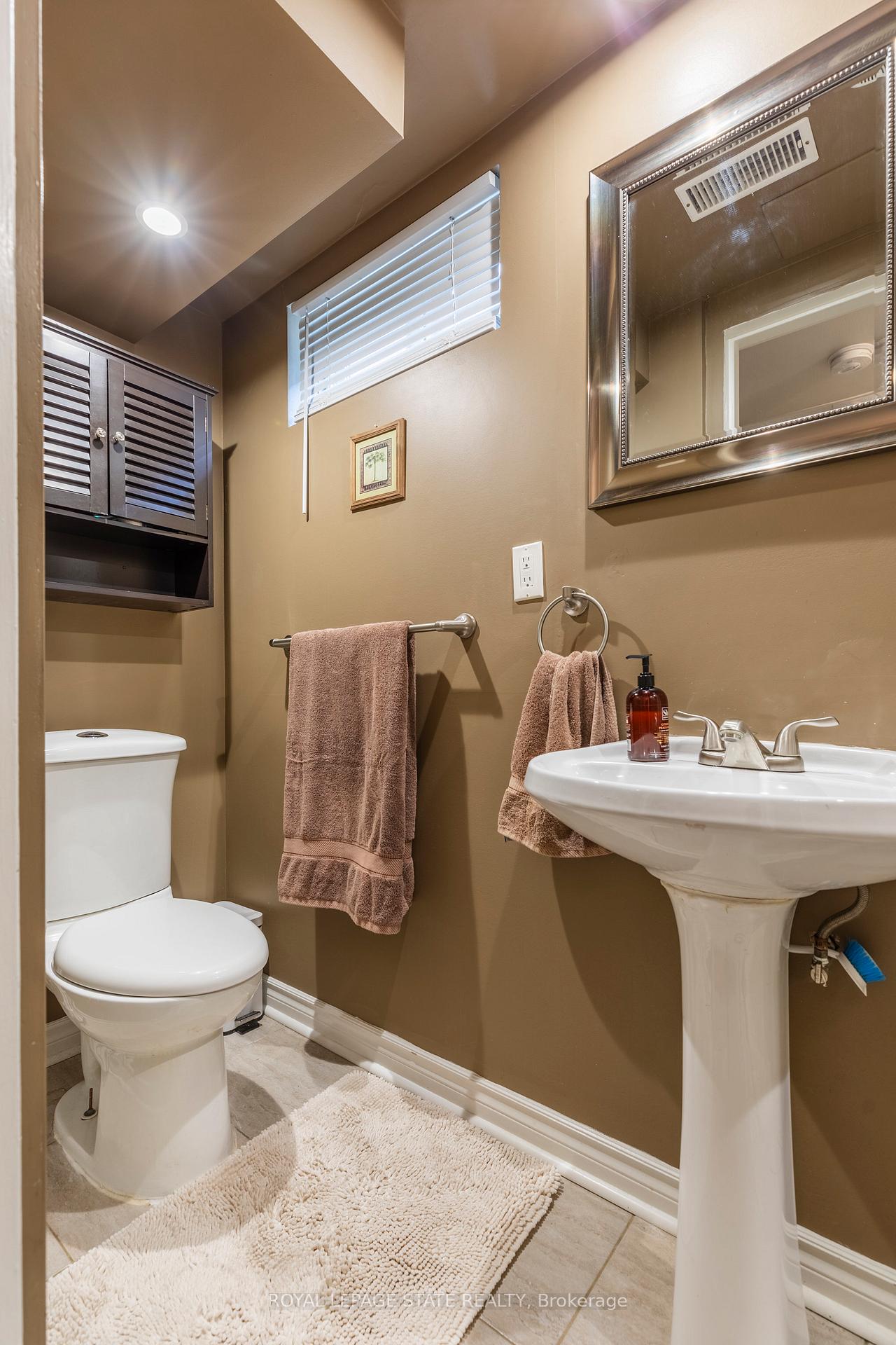 Photo 15 of 299 Carson Drive, Hamilton, Lisgar — HOMEH