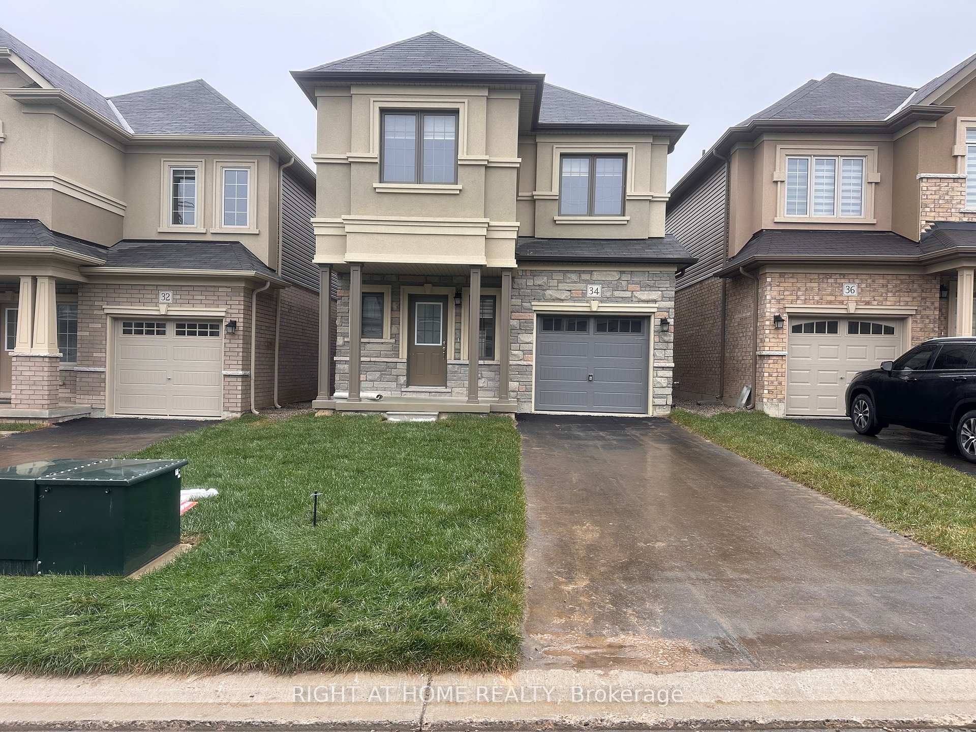 Photo 3 of 34 George Brier Drive W, Brant, Paris — HOMEH