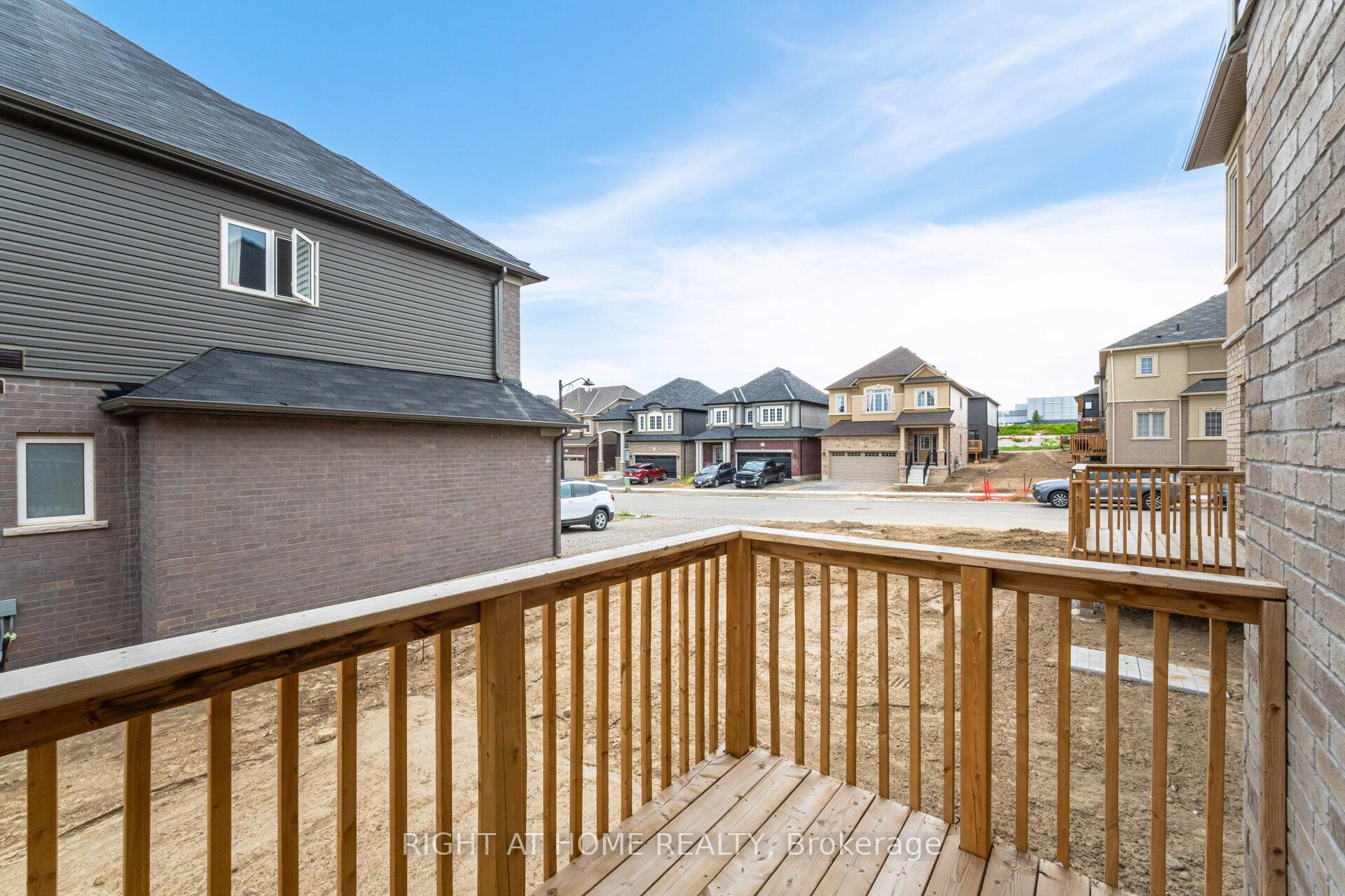 Photo 18 of 34 George Brier Drive W, Brant, Paris — HOMEH