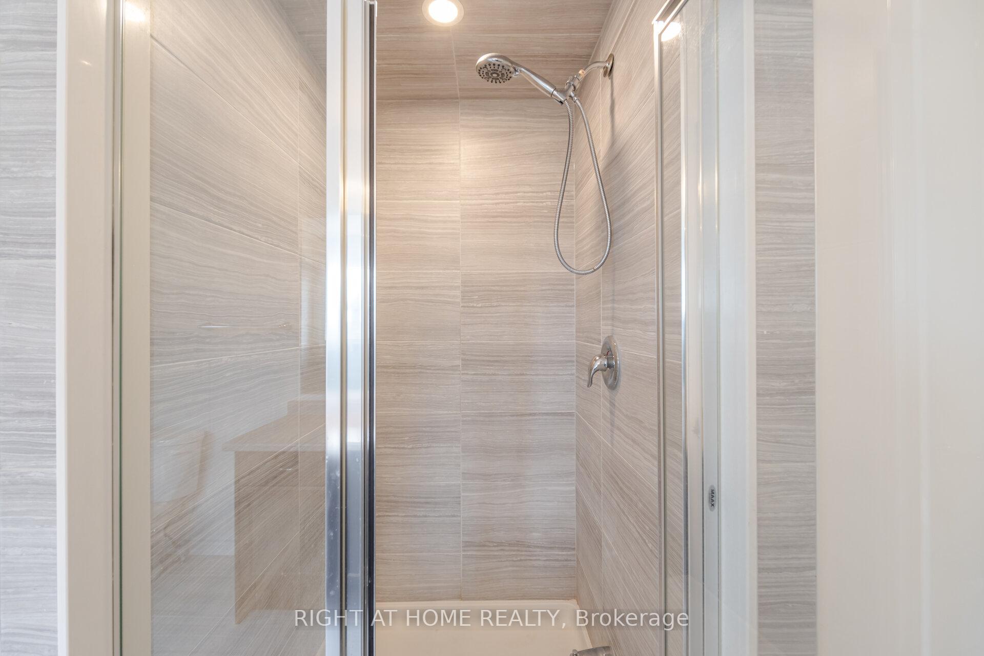 Photo 20 of 34 George Brier Drive W, Brant, Paris — HOMEH