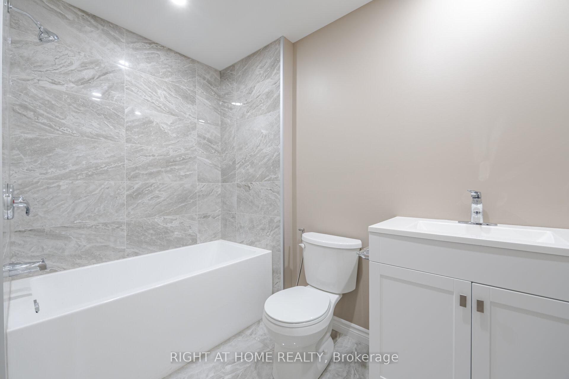 Photo 36 of 34 George Brier Drive W, Brant, Paris — HOMEH