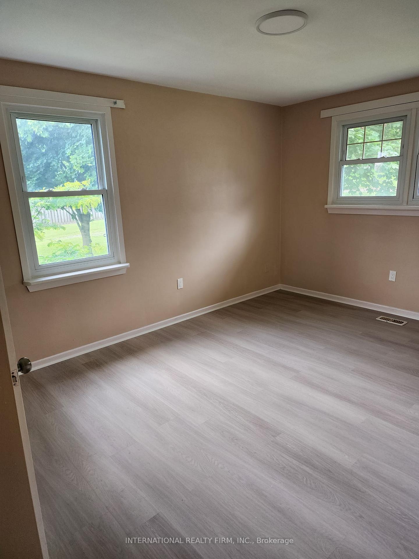 Photo 12 of 4475 Highway 2, Clarington, Rural Clarington — HOMEH