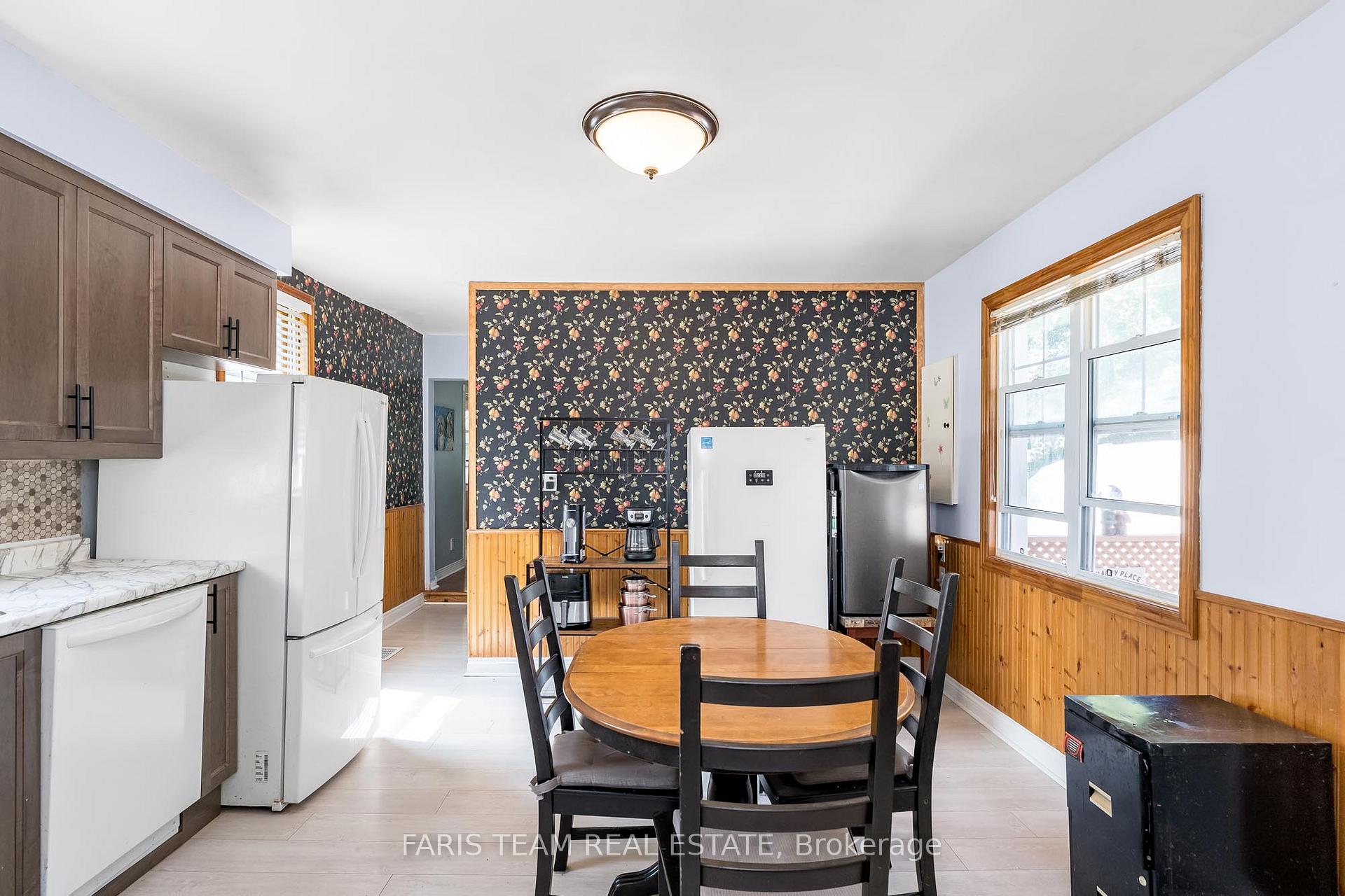 Photo 6 of 15 George Street, Innisfil, Cookstown — HOMEH