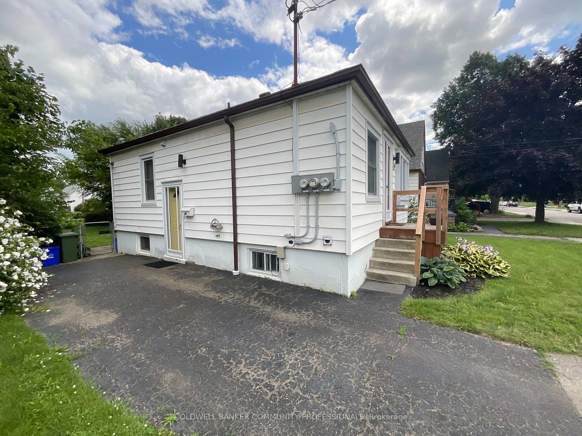 Photo 21 of 191 East 25th Street, Hamilton, Eastmount — HOMEH