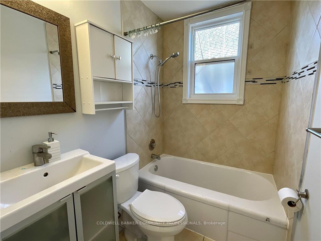Photo 3 of 191 East 25th Street, Hamilton, Eastmount — HOMEH