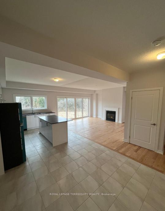 Photo 4 of 46 Trailside Drive, Haldimand — HOMEH