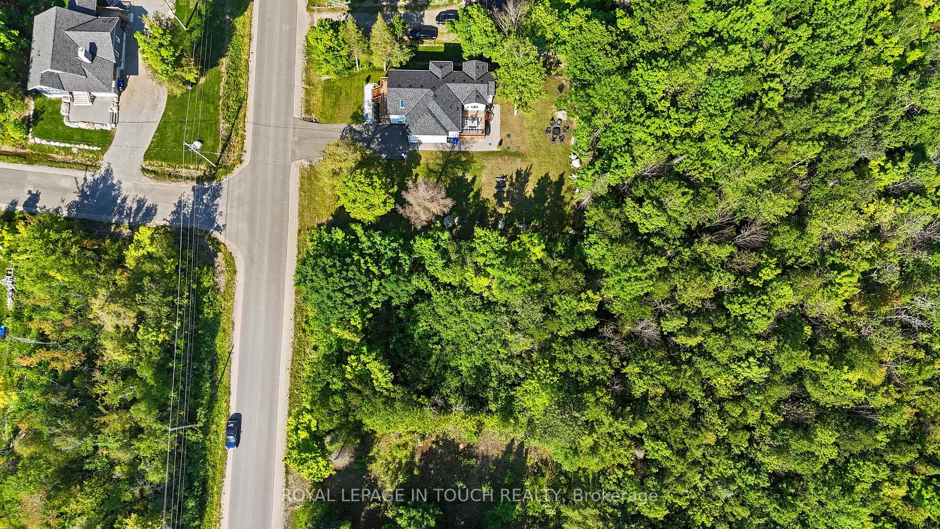 Photo 8 of 585 Champlain Road, Tiny, Rural Tiny — HOMEH