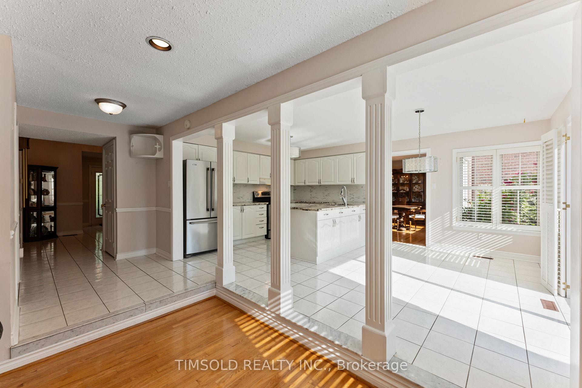 Photo 23 of 32 Addington Square, Markham, Unionville — HOMEH