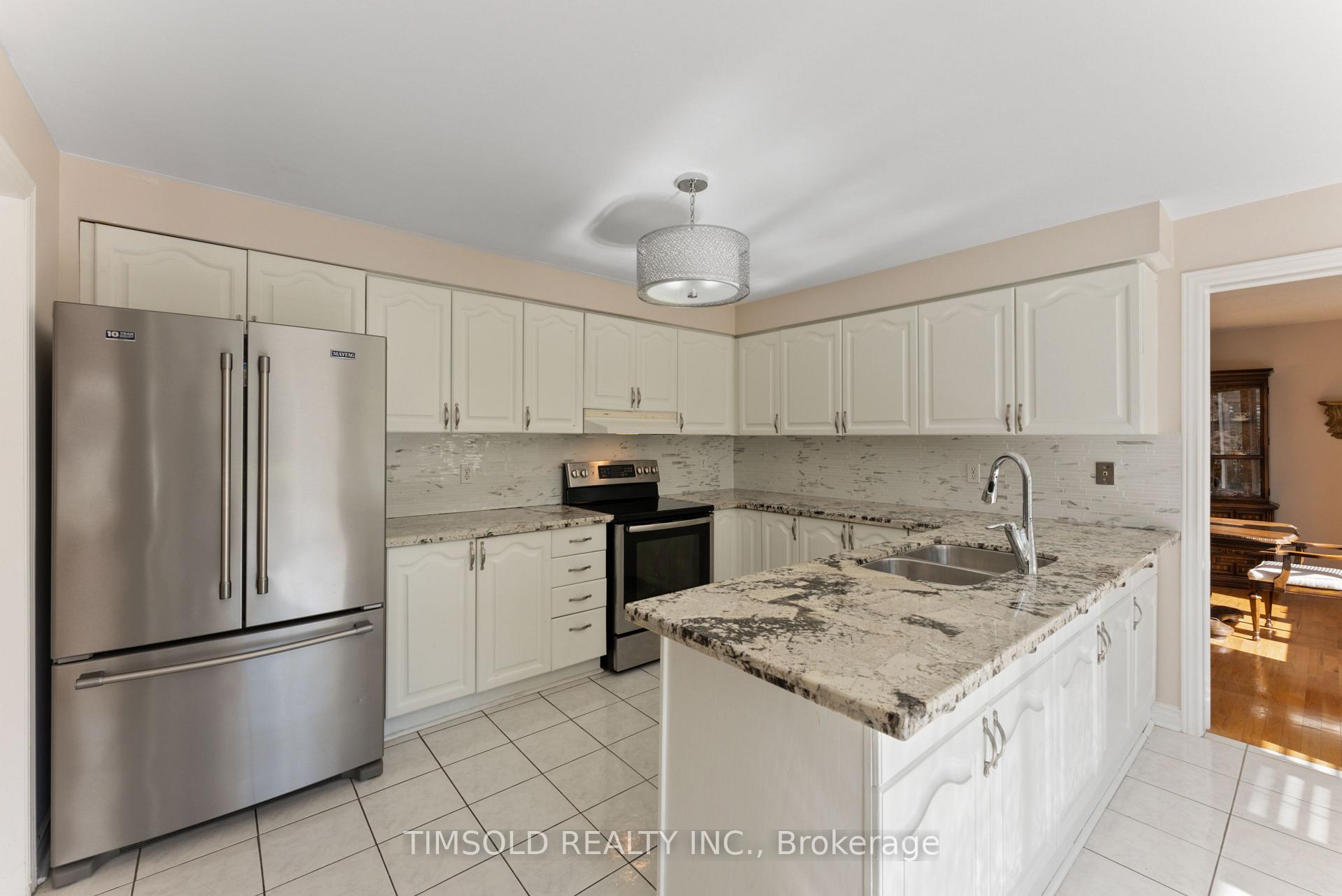 Photo 18 of 32 Addington Square, Markham, Unionville — HOMEH
