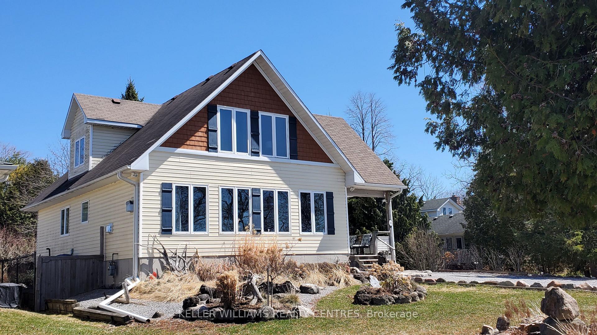 Front of 183 Lake Drive N