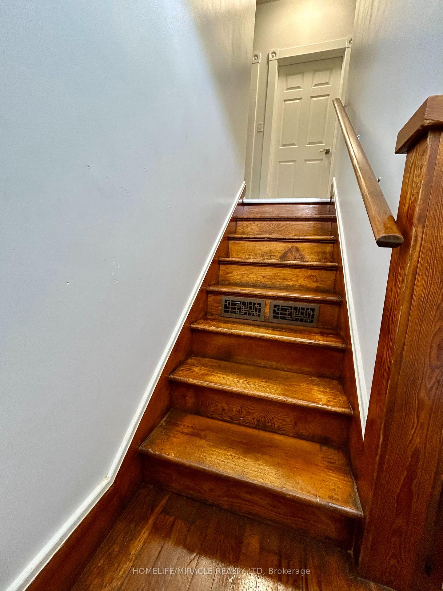 Photo 16 of 11 Shanley Street, Kitchener — HOMEH